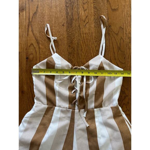 L’atiste Striped Crisscross Tie Front Romper Small Ruffle Hem Sleeveless Zipper - Picture 8 of 8
